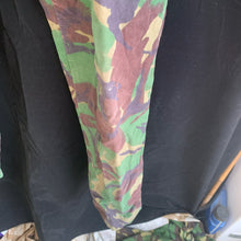 Load image into Gallery viewer, Genuine British Army DPM Combat Trousers - Size 82/80/96
