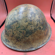 Lade das Bild in den Galerie-Viewer, Original British / Canadian Army WW2 Soldiers Military Combat Mk3 Turtle Helmet
