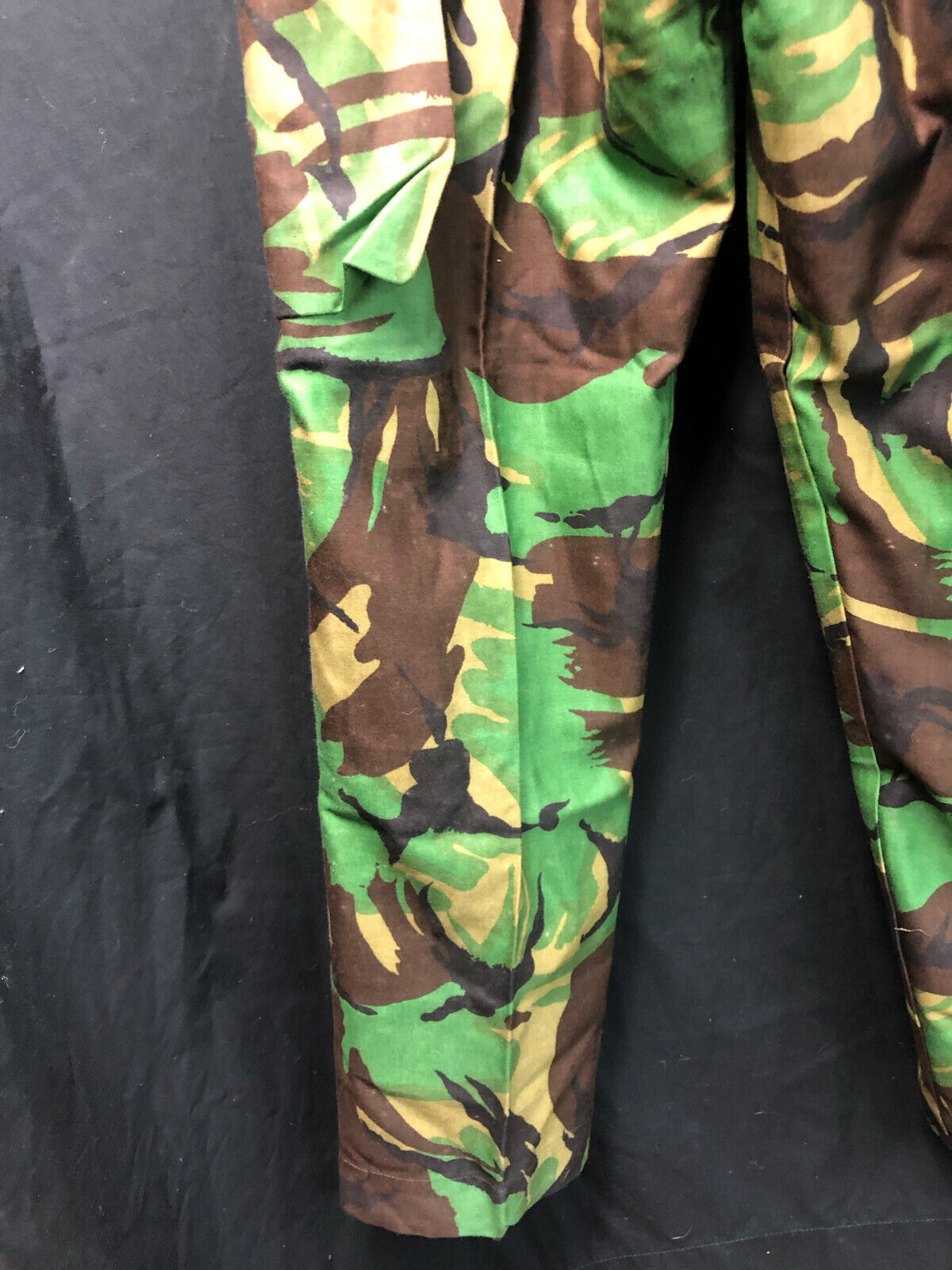 Genuine British Army Surplus DPM Camouflaged Combat Trousers - Size 76/80/96 - The Militaria Shop