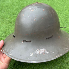 Lade das Bild in den Galerie-Viewer, Original WW2 British Home Front Civillian Zuckerman Helmet &amp; Liner - 1941 Dated
