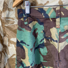 Load image into Gallery viewer, Genuine Army Jungle DPM Camouflaged Combat Trousers - 28&quot; Waist
