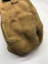 Charger l&#39;image dans la galerie, Original WW2 Canadian Army 37 Pattern Extra Bren Pouch Rear - 1941 Dated
