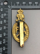 Load image into Gallery viewer, Original WW1 British Army Cap Badge - Army Remount Service
