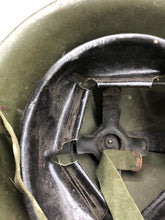 Lade das Bild in den Galerie-Viewer, Original British Army Mk4 Turtle Helmet with Liner &amp; Chinstrap
