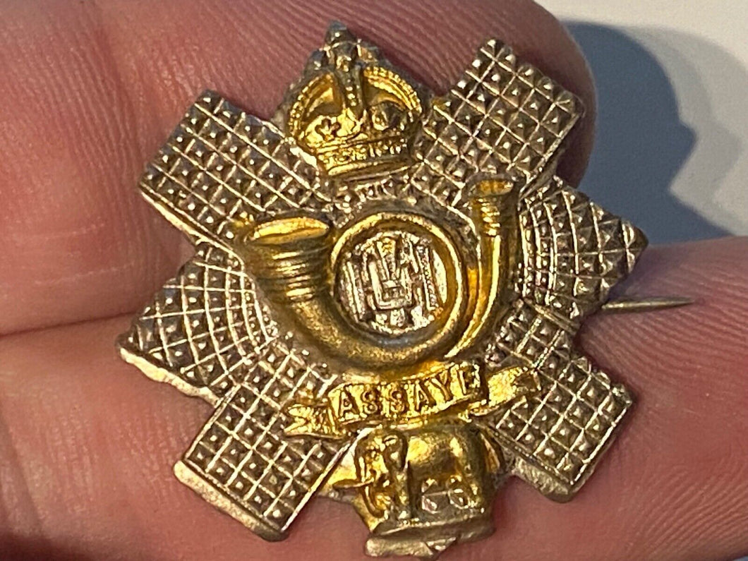 Original WW1 / WW2 British Army - Highland Light Inf Regiment Sweetheart Brooch