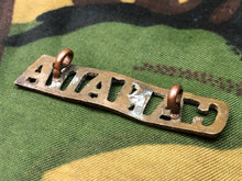 Load image into Gallery viewer, Genuine Canadian Army WW1 Brass Shoulder Title - CANADA - The Militaria Shop

