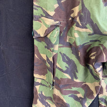 Charger l&#39;image dans la galerie, Genuine British Army DPM Combat Trousers - Size 76/88/104
