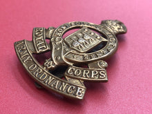 Charger l&#39;image dans la galerie, Original WW2 British Army Kings Crown Cap Badge  RAOC Royal Army Ordinance Corps
