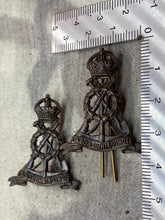 Load image into Gallery viewer, WW1 / WW2 British Army Officer&#39;s Bronze Labour Corps Collar Badges
