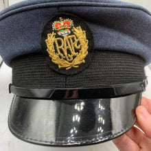 Lade das Bild in den Galerie-Viewer, Image #7
