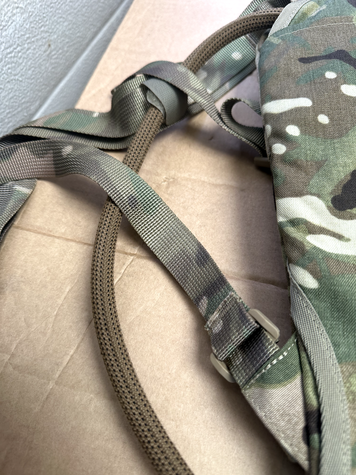 British Army Grade 1 - 3L Rider Hydration Water Pack MTP Camouflage Issued - The Militaria Shop