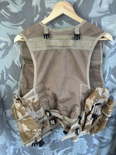 Charger l&#39;image dans la galerie, Genuine British Army Suplus Desert DPM Camouflaged Load Combat Vest
