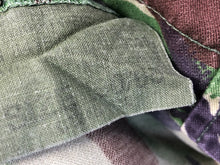 Charger l&#39;image dans la galerie, Genuine British Army DPM Camouflaged Combat Jacket Smock - 38&quot; Chest
