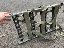 Charger l&#39;image dans la galerie, Original WW2 British Army 44 Pattern Back Pack/Packboard/Equipment Frame
