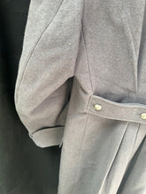 Load image into Gallery viewer, Genuine British Army Surplus Household Guards Greatcoat Overcoat Size 45&quot; Chest - The Militaria Shop
