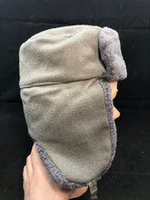 Lade das Bild in den Galerie-Viewer, Genuine DDR East Germen Issue Cold Weather Winter Hat Soviet Cold War Era - The Militaria Shop
