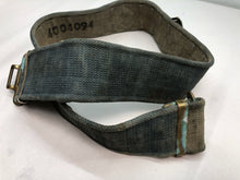 Lade das Bild in den Galerie-Viewer, Original British RAF Royal Air Force WW2 37 Pattern Combat Belt - 38&quot; Waist
