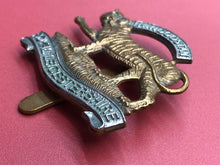 Lade das Bild in den Galerie-Viewer, Original WW2 British Army Leicestershire Regiment Cap Badge
