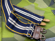 Lade das Bild in den Galerie-Viewer, Original British Army Royal Army Service Corps RASC Stable Belt - Size 30&quot; Waist - The Militaria Shop
