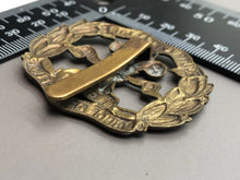 Load image into Gallery viewer, Original British Army WW1 South Lancashire Prince of Wales&#39;s Volunteer Cap Badge
