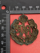 Load image into Gallery viewer, Original WW2 British RAF Royal Air Force Cap Badge
