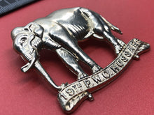 Load image into Gallery viewer, British Army Cap Badge - 19th Prince of Wales Own Hussars
