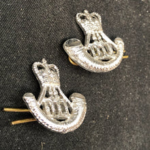 Charger l&#39;image dans la galerie, Original British Collar Badge Pair - Durham Light Infantry - The Militaria Shop
