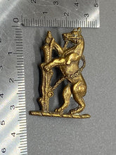 Load image into Gallery viewer, Original WW1 British Army The Warwickshire Yeomanry Collar Badge
