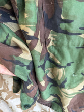 Load image into Gallery viewer, Genuine British Army 1968 Pattern DPM Combat Smock - Size 4 - 40&quot; Chest
