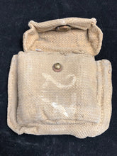 Lade das Bild in den Galerie-Viewer, Original WW2 British Army 37 Pattern Pistol Ammo Pouch
