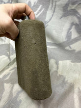 Charger l&#39;image dans la galerie, Original WW2 British Army Soldiers Felt Covered Water Bottle
