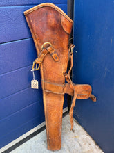 Load image into Gallery viewer, WW1 British Army Cavalry Lee Enfield Rifle Carrying Boot - Great Used Condition
