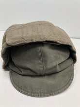Charger l&#39;image dans la galerie, Original German Army Surplus Bundersweir Cap with Neck Cover - Size 55
