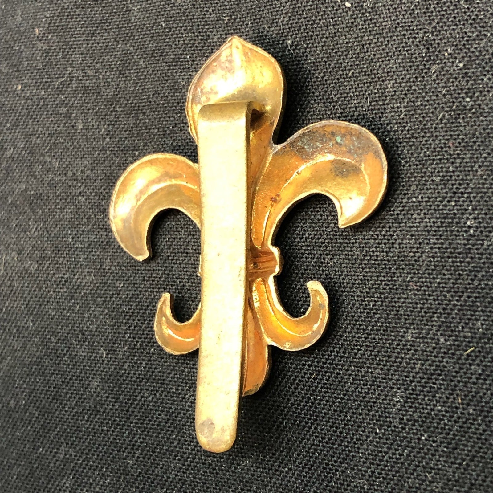 Original WW2 British Army Cap Badge - Manchester Regiment - The Militaria Shop