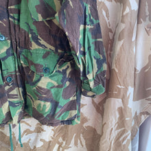 Charger l&#39;image dans la galerie, Genuine British Army Smock Combat Jungle DPM Camouflage - Size 160/104
