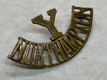 Load image into Gallery viewer, Original WW1 British Army Northampton Yeomanry Brass Shoulder Title
