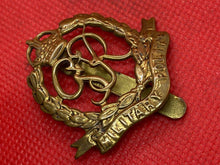 Load image into Gallery viewer, Original WW1 GV British Army - Military Police Cap Badge
