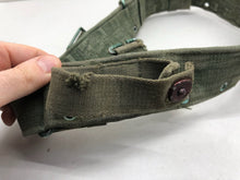 Charger l&#39;image dans la galerie, Original WW2 British Army 44 Pattern Soldiers Belt - Size 34&quot; Waist
