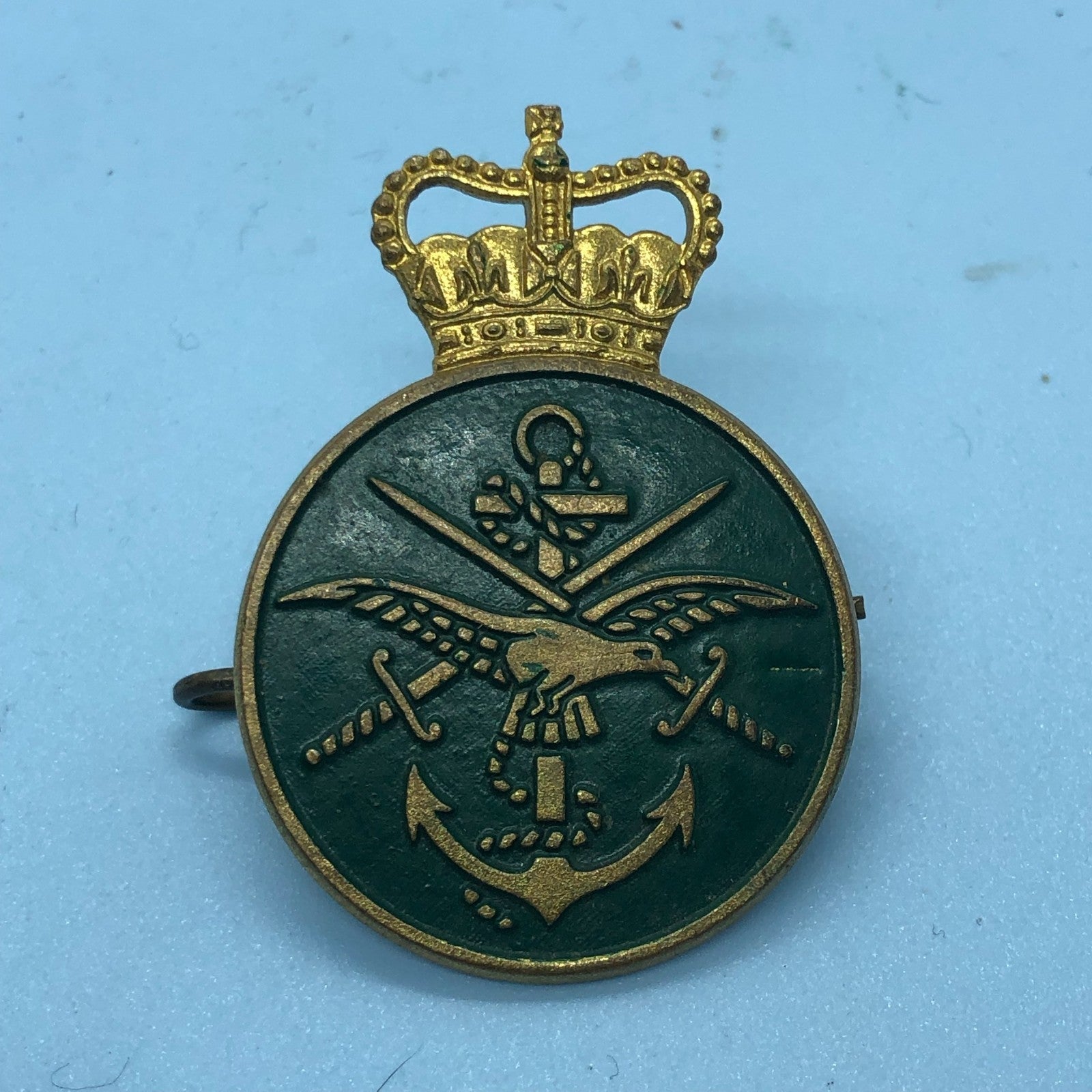 Original British Army Cap Badge - Ministry of Defence Guard Service ...
