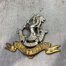 Load image into Gallery viewer, Original WW2 British Army The West Riding Regiment Cap Badge
