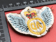 Load image into Gallery viewer, British Army Aerial Despatch Queen&#39;s Crown Wings
