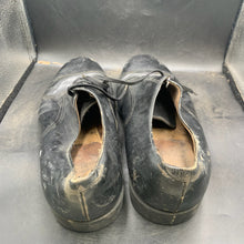 Load image into Gallery viewer, Genuine British Army Black Leather Dress Shoes - Size UK 9 L - The Militaria Shop

