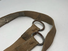 Lade das Bild in den Galerie-Viewer, Original British Army Paratroopers Leg Restraint Strap - WW2 37 Pattern
