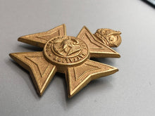 Load image into Gallery viewer, Original WW2 British Army Buckinghamshire Battalion Cap Badge
