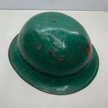 Charger l&#39;image dans la galerie, British Army Mk1* Rescue Helmet Complete with Liner
