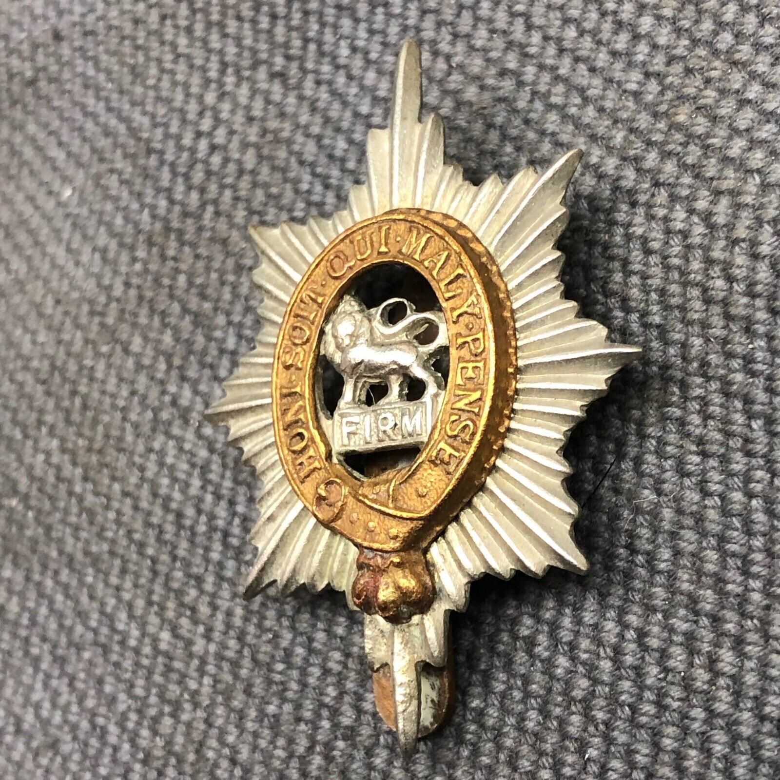 Original WW2 British Army Cap Badge - Worcestershire Regiment - The Militaria Shop