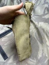 Charger l&#39;image dans la galerie, Original WW2 British Army 37 Pattern Bren Pouch Tan Khaki - 1944 Dated
