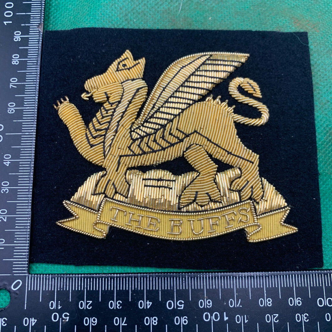 Blazer-Abzeichen mit Bullion-Stickerei der britischen Armee – Royal East Kent Regiment – ​​Buffs