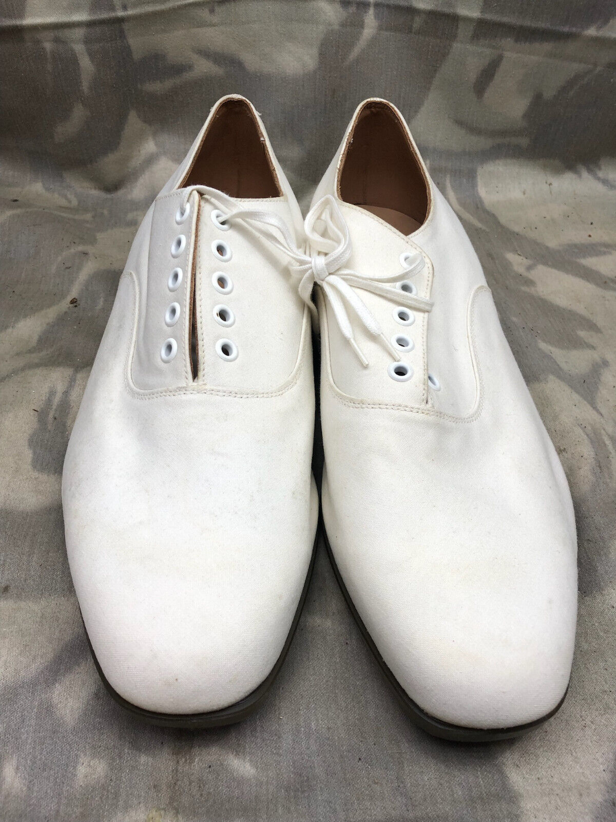 Genuine British Army Women's White Summer Shoes - WW2 Pattern - Size UK 12 L - The Militaria Shop