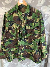 Load image into Gallery viewer, Genuine British Army Lightweight Combat Smock Jacket - Size 170/104
